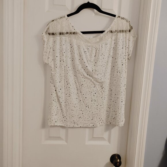 Lace Polka Dot Top - Picture 2 of 4